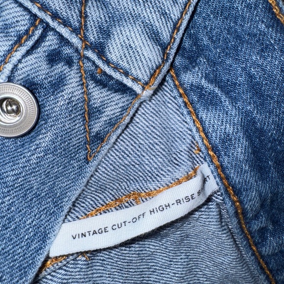 rag & bone Vintage Cutoff High Rise Shorts in sunfade wash 28 - Picture 6 of 7